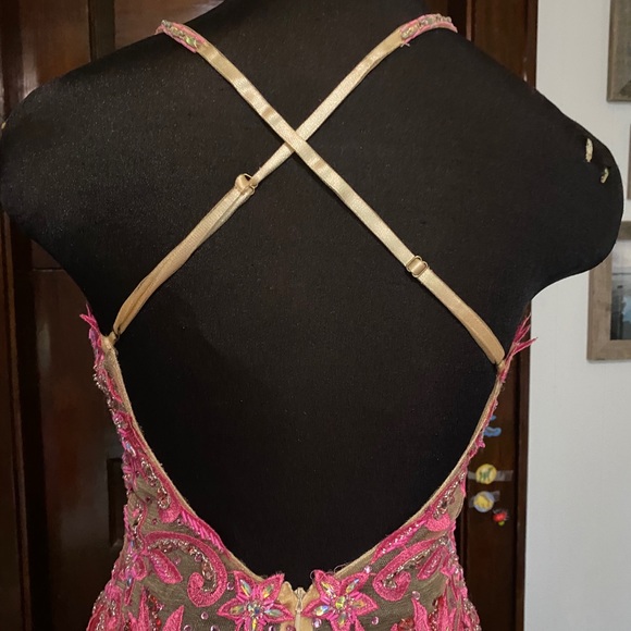 Jonathan Kayne  Size 6. NWT - Picture 4 of 9